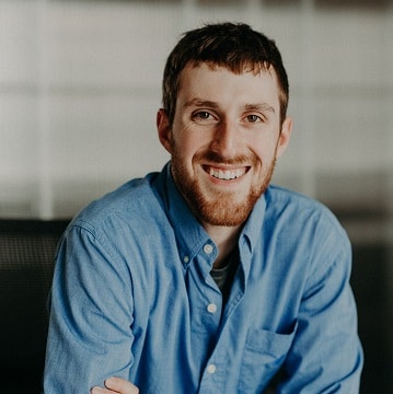 Headshot of Will Strei