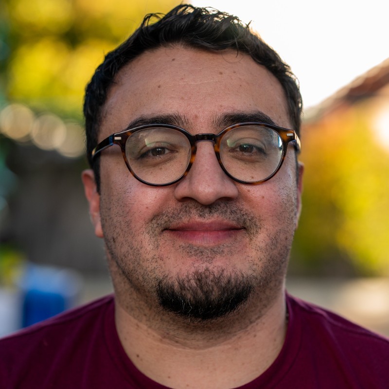 Headshot of John Tarn